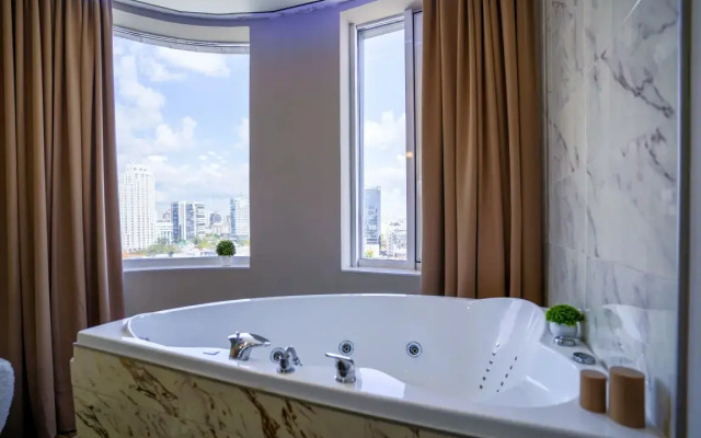 2 Апартаменты с джакузи на ул Степана Разина (32/1)