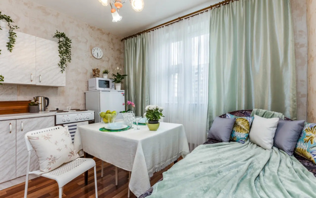 Odnokomnatnaya Nedaleko ot Metro Flat