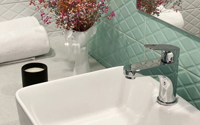 Апартаменты-студия видовая 30 кв.м. с двуспальным диваном и панорамной зоной,  с 15 по 17 этаж