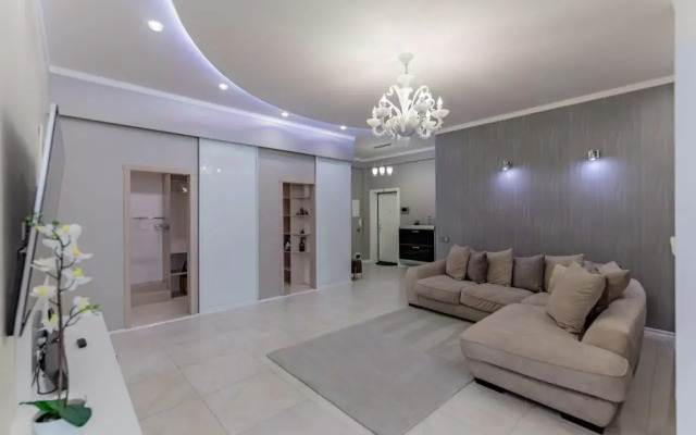 Na Krasnogvardeyskoy Ulitse, 38AlitA Flat
