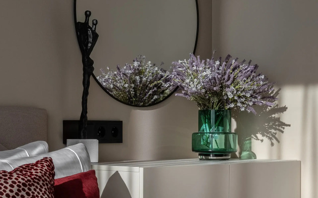 Granat s Basseynom i Mangalnoy Zonoy Villa