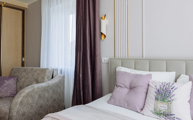 V Samom Tsentre Goroda Flat