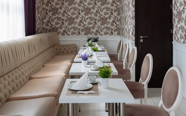 Votre Maison Hotel