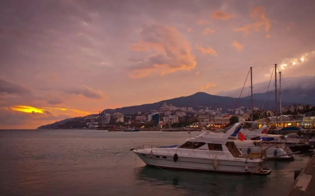 Вилла Ялтинская Вилла