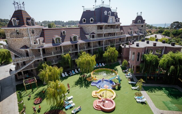 Zamok u Morya Golovinka Hotel
