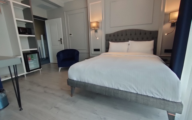 Отель Loft Airport