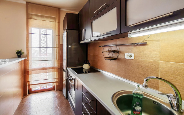 Sunny Three Bedroom Flat