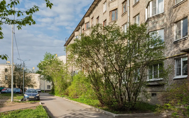 Apartamenty J&N Apartments Dvuhkomnatnye s gidromassaznoj vannoj Sovetskaa 10