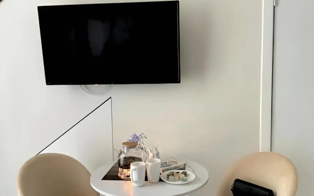 Uyutnaya 5 Minut do Morya Flat