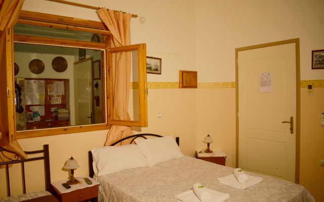 Stoa Rooms Apartments