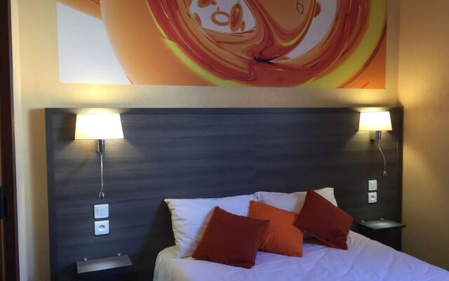 Hotel de l'Avenue, Hotel