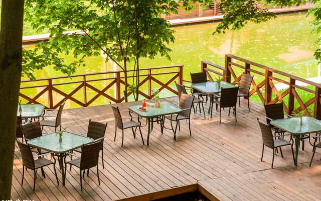 Tsargrad Hotel