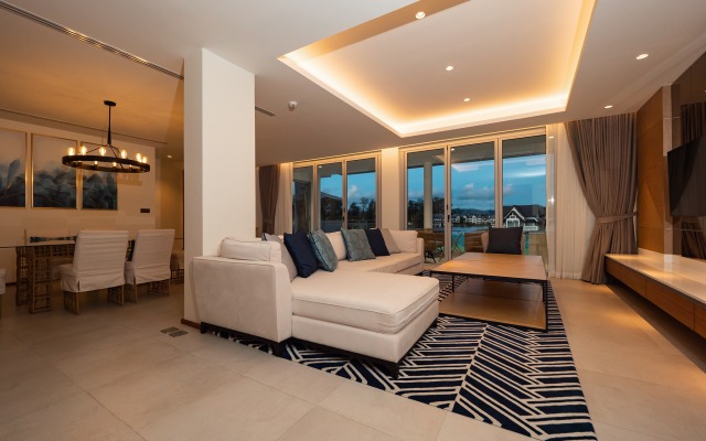 Prekrasnye Apartamenty s Basseynom v Laguna Phuket