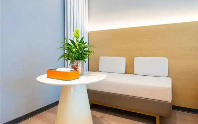 Апарт-отель Fengyuan Hotel