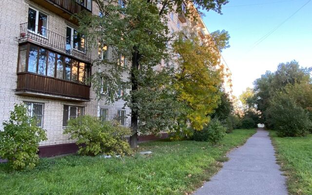 Апартаменты у жд станции Проспект Славы