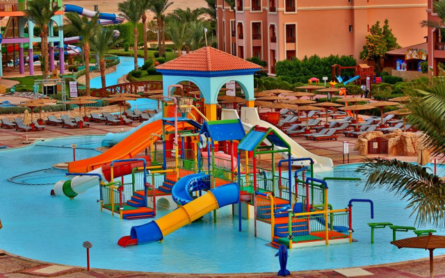 Charmillion Club Aqua Park