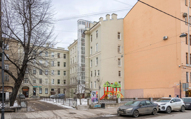 Апартаменты атмосферные SutkiLive в Центре у м. Горьковская