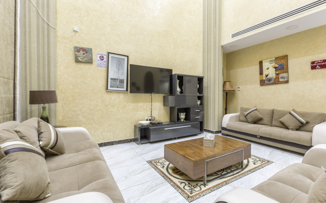 Ghosn Albanafsej Apart Hotel