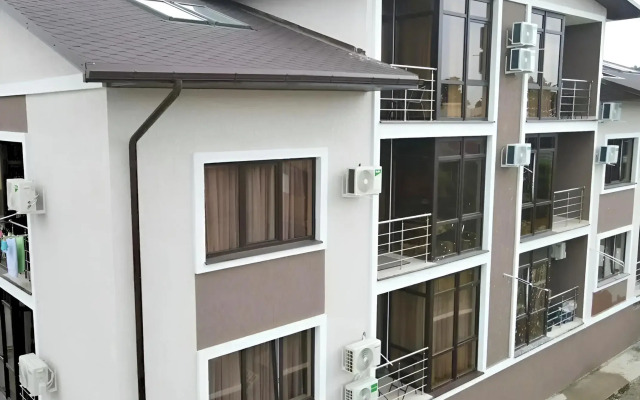 Studiya v Nizhneimeretinskoy Bukhte Flat