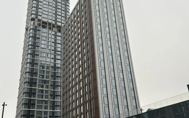 Квартира Дизайнерская Студия с Личной Террасой