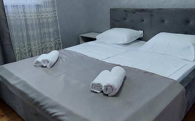 Dom pod kluch u morya Arnou Private House