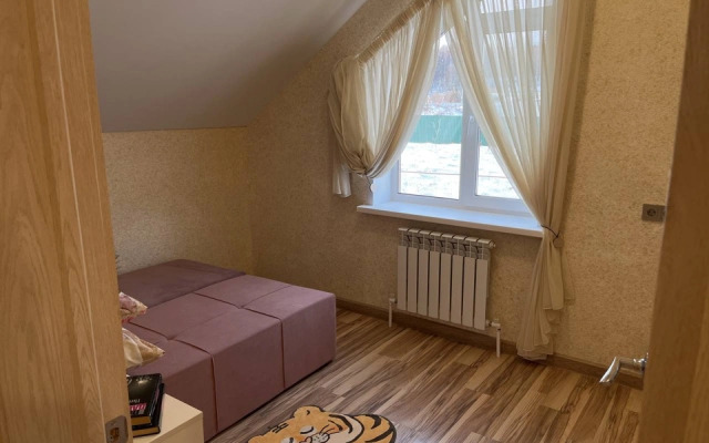 Частный дом уютный