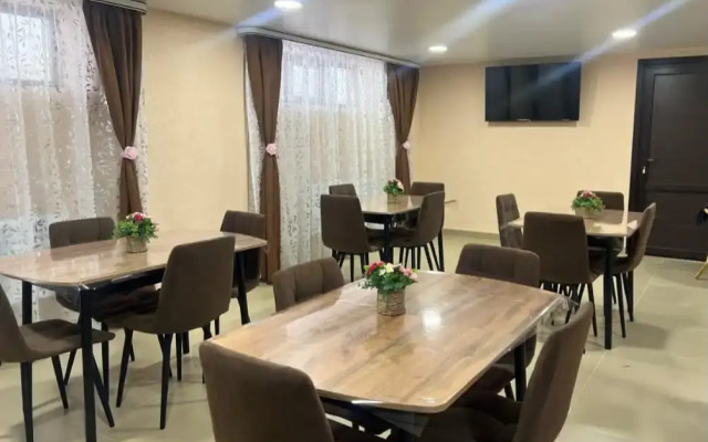 Yuzhnaya Roza Guest house
