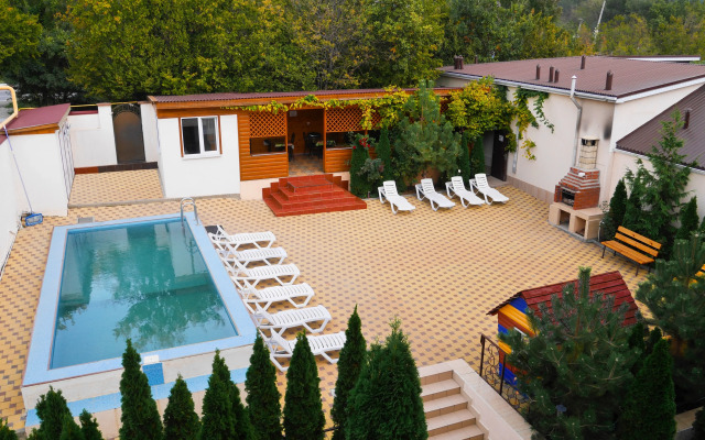 Semeyny Guest house
