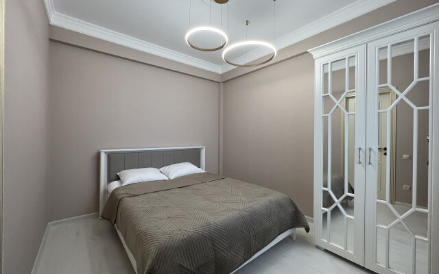 CozyHouse Apartments