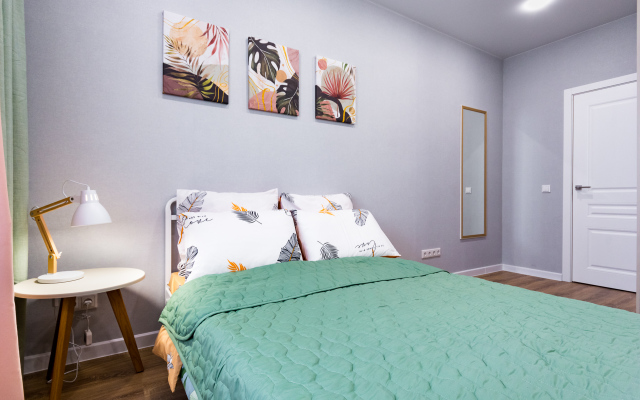 Sovremennaya studiya dlya dvoikh vozle  Ekspo-grad Flat