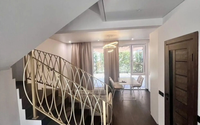 Частный дом на Улице Петрозаводской 49В