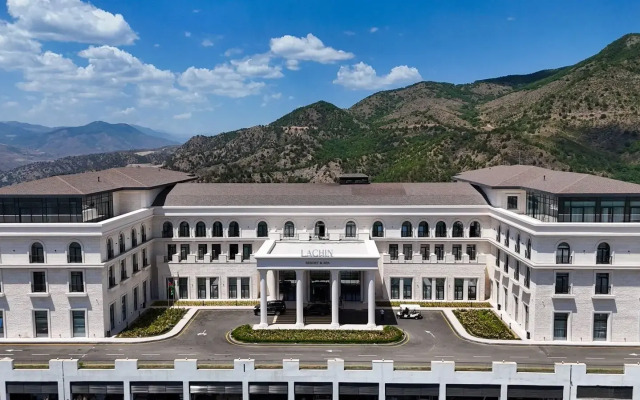 Курортный отель Lachin Resort & SPA