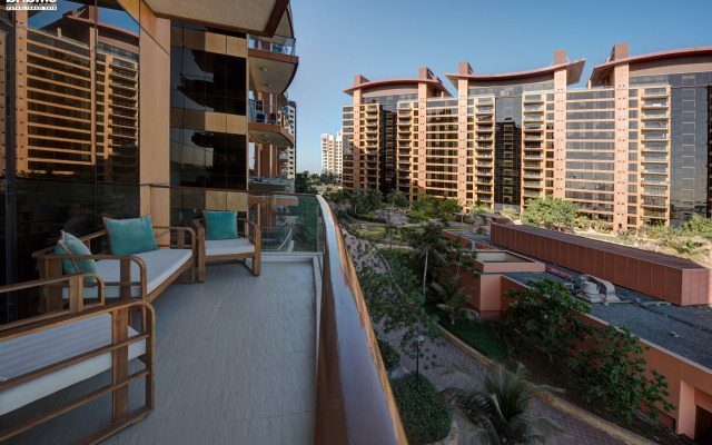 bnbmehomes | Pvt Beach, Infinity Pool @ Andaaz-204 Apartments