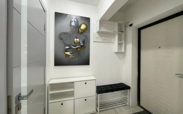 Uyutnaya Studiya V Tsentre Flat
