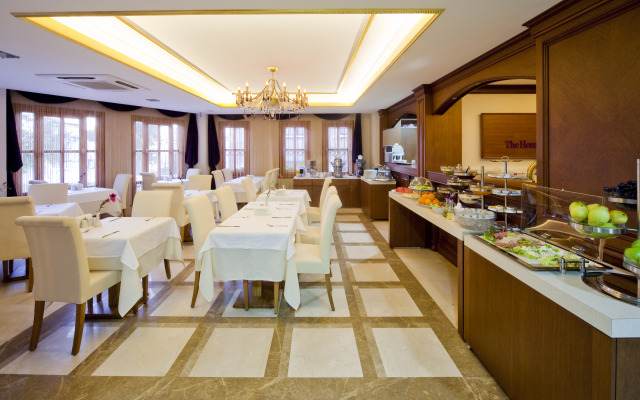 GLK Premier The Home Suites & Spa Hotel