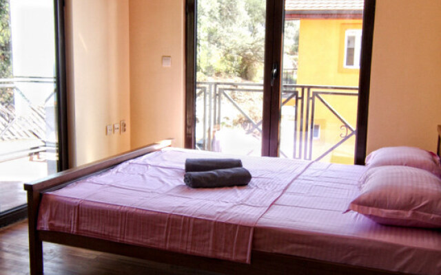 Astra2 Villa
