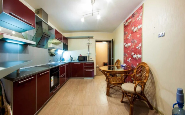 Апартаменты Хом-Сити на Энергетиков 16 (168)