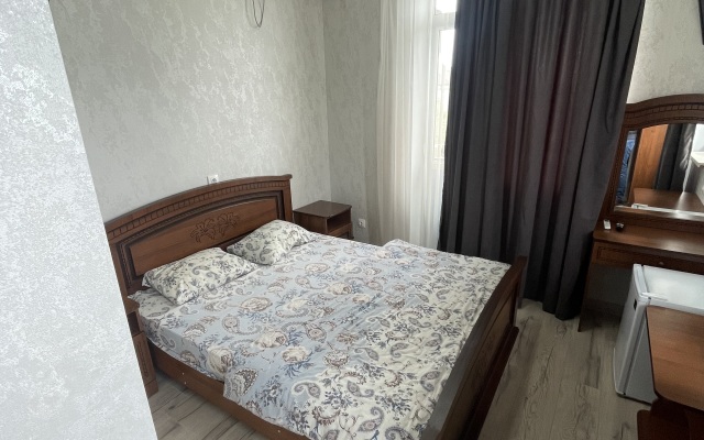 Tsentralnyij Guest House