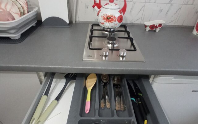 Favorite Home Proletarian 49 Flat
