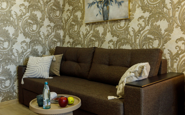 Апартаменты на Революционной 4