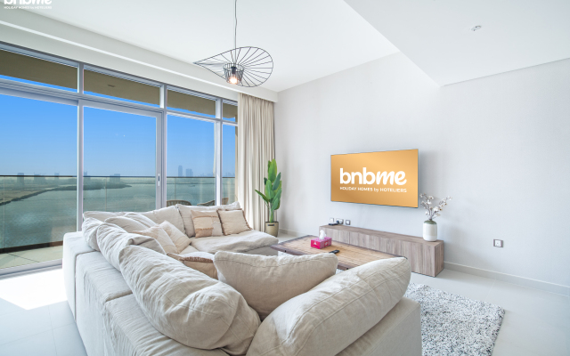 Sea View Apt at Dubai Creek w/ Modern Facilities|bnbme-1805 Apartments