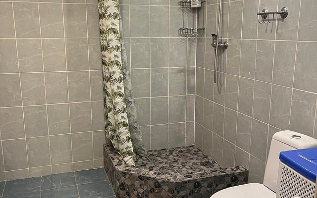 Апартаменты №13 Стандарт цоколь двухкомнатный, 1 линия (6чел)