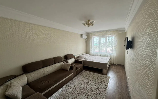 Квартира Уютная в Центре Города Недалеко от Моря