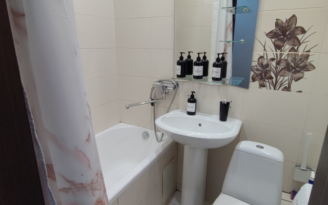 Квартира на Светлогорском переулке 4