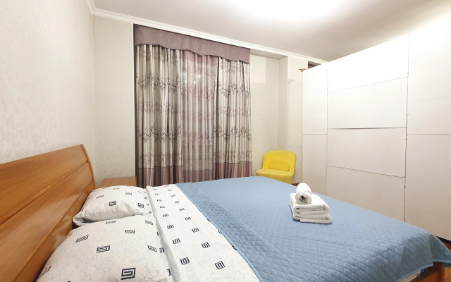 3-Bedroom with sofa Apartments