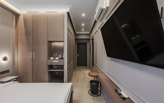 Lenina 217a S Basseynom 1 Apartments