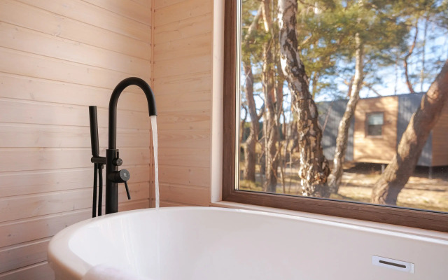 Baltiyskie Kholmy Glamping
