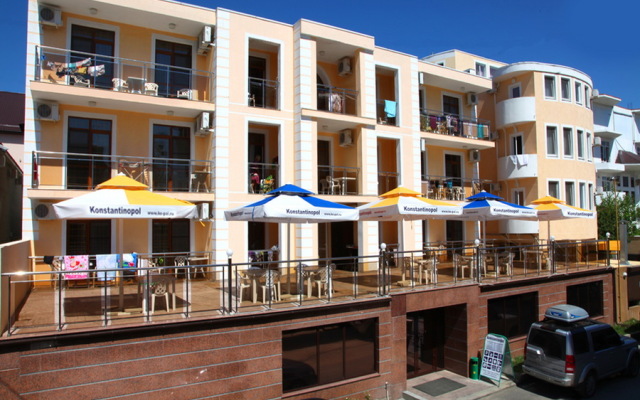 Konstantinopol Hotel