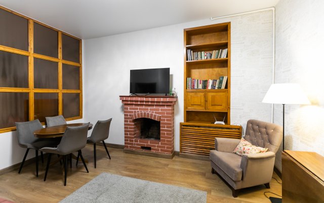 V Aptekarskom pereulke Flat