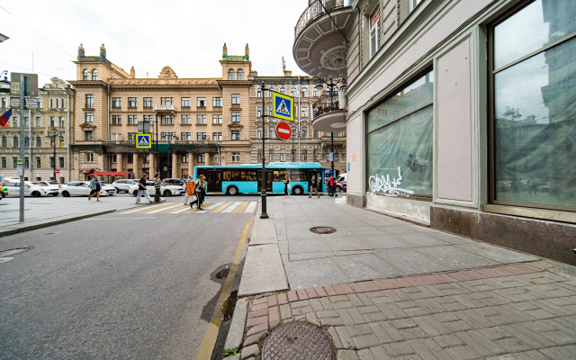 V Samom Tsentre Sankt Peterburga Flat